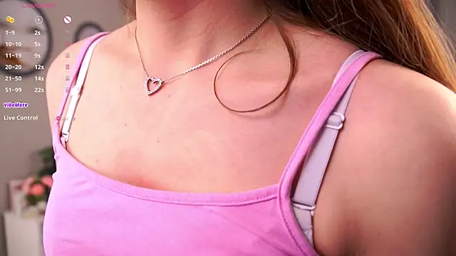 LeonoraWoods online show from 11.07.25