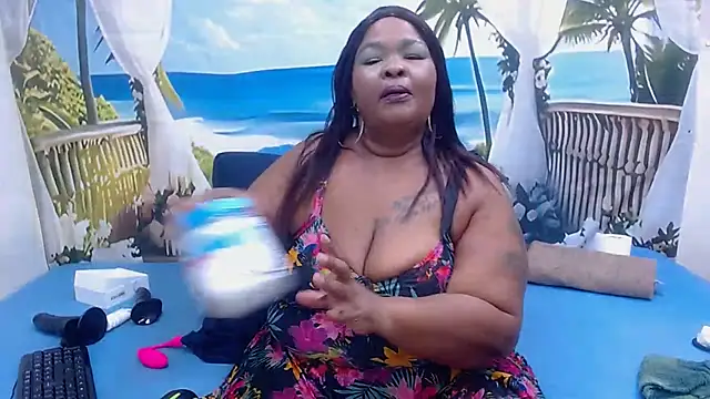 MatureMilfxxx online show from 04.21.26