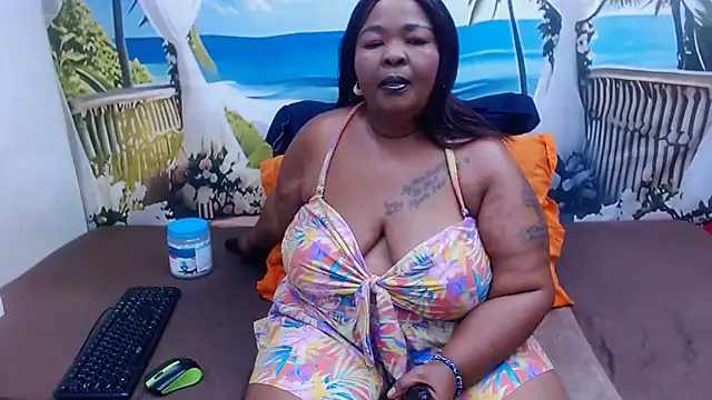 MatureMilfxxx online show from 04.29.26