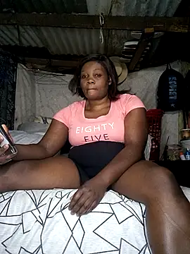 blackbeautyxx92 online show from 10.26.25