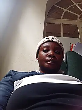 blackbeautyxx92 online show from 11.11.25