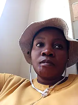 blackbeautyxx92 online show from 11.13.25