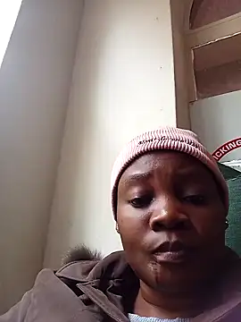 blackbeautyxx92 online show from 11.17.25