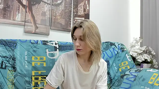 Snapshot of Tenderly_Sophie chatting on 03.08.26 Tenderly Sophie online show from 03.08.26