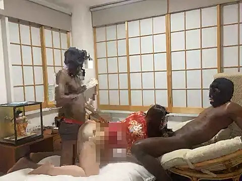 Snapshot of iShow_Fuck69 chatting on 10.26.25 iShow Fuck69 online show from 10.26.25