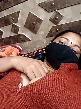 QRESABABY online show from 11.18.25