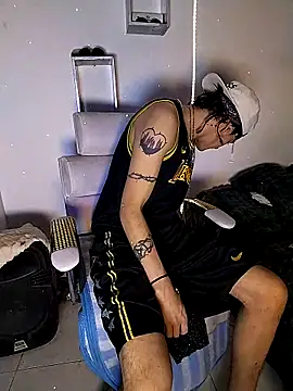 AlickBeliel online show from 10.24.25