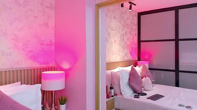 AdelineJhones online show from 12.20.25