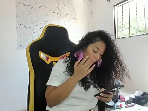 emily stars1 online show from 02.09.26