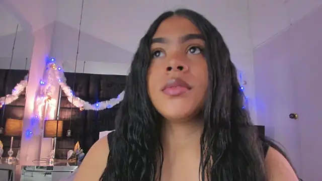 EmmadaSilva online show from 11.27.25