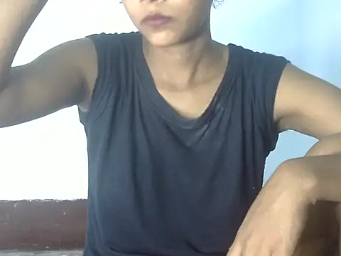 Snapshot of Bhan3 chatting on 10.25.25 Bhan3 online show from 10.25.25