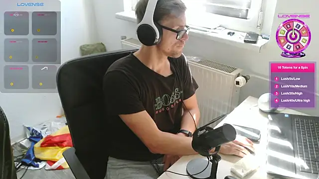 StephPra94 online show from 08.03.26