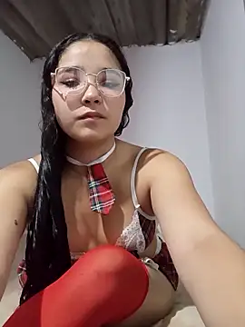 Snapshot of cami_3008 chatting on 11.10.25 cami 3008 online show from 11.10.25