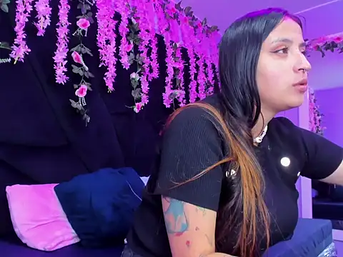 Gabyy Cooper  online show from 05.21.26