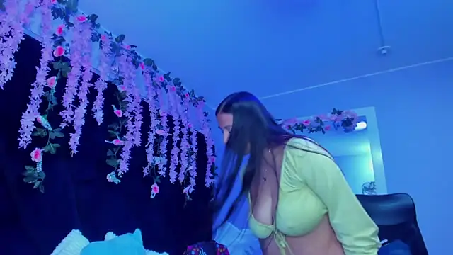 Gabyy Cooper  online show from 06.20.26