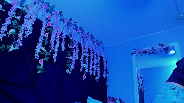 Gabyy Cooper  online show from 06.21.26