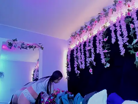 Gabyy Cooper  online show from 06.28.26