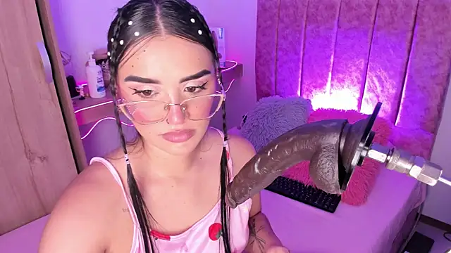 laana foxx online show from 07.17.26