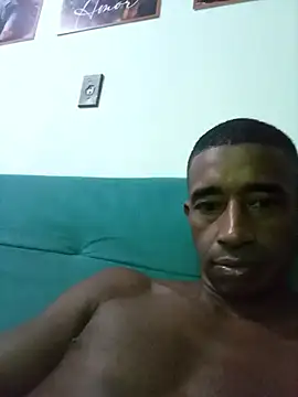 Snapshot of juniordotado87 chatting on 01.11.26 juniordotado87 online show from 01.11.26