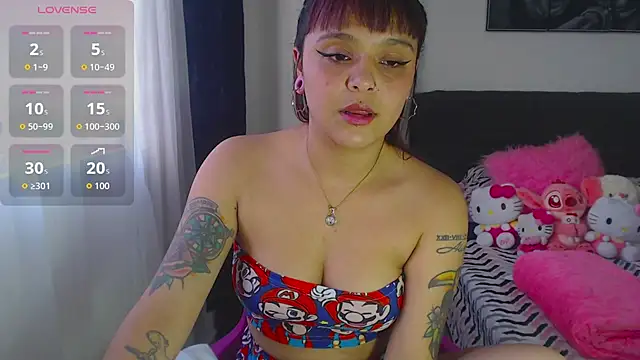 Snapshot of Flame_Violeta chatting on 12.13.25 Flame Violeta online show from 12.13.25