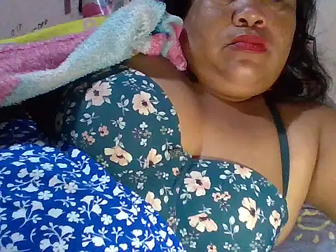 Snapshot of xxmysweetpinayy69 chatting on 03.03.26 xxmysweetpinayy69 online show from 03.03.26