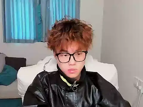 L1kuto online show from 10.24.25