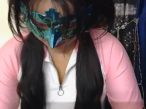 Snapshot of crazy_witch chatting on 11.09.25 crazy witch online show from 11.09.25