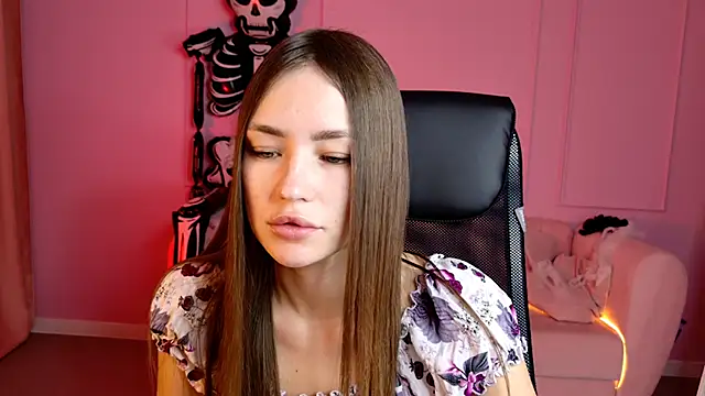 lollyrais online show from 10.29.25