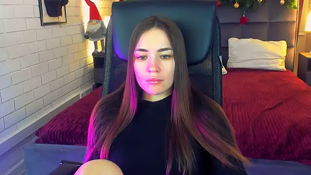 Snapshot of lollyrais chatting on 01.14.26 lollyrais online show from 01.14.26