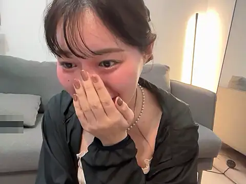 Snapshot of karenchaaan chatting on 11.06.25 karenchaaan online show from 11.06.25