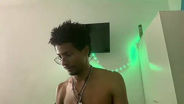 Albert Madrid online show from 06.23.26