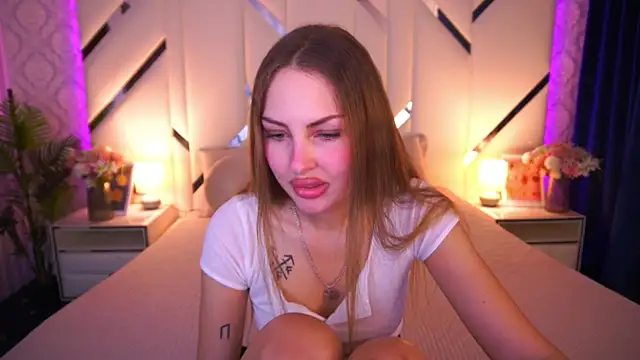 Snapshot of AleksaaJoy chatting on 06.04.26 AleksaaJoy online show from 06.04.26