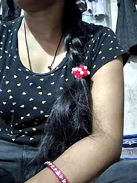 Snapshot of Ezabelljohn chatting on 02.18.26 Ezabelljohn online show from 02.18.26