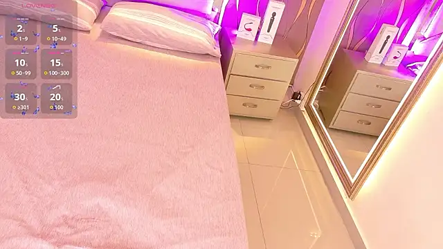 Snapshot of iam_nicolle chatting on 03.07.26 iam nicolle online show from 03.07.26