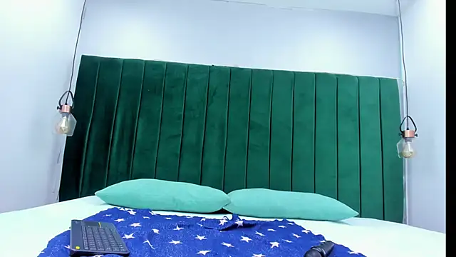 Melody Horney online show from 02.12.26