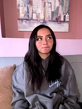 Snapshot of Nexxus_Pink chatting on 12.13.25 Nexxus Pink online show from 12.13.25