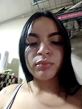 Snapshot of Nuvi_jonhs chatting on 10.25.25 Nuvi jonhs online show from 10.25.25