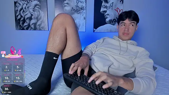 Snapshot of PabloCast_ chatting on 01.12.26 PabloCast online show from 01.12.26