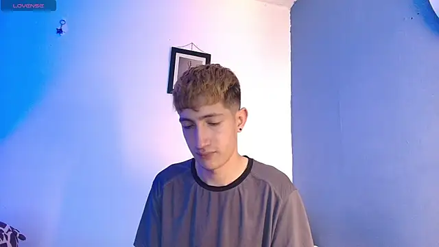 Snapshot of Erick_Taylor3 chatting on 05.23.26 Erick Taylor3 online show from 05.23.26