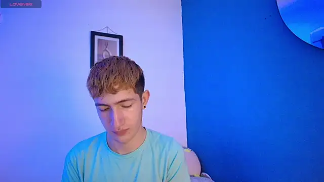 Snapshot of Erick_Taylor3 chatting on 06.03.26 Erick Taylor3 online show from 06.03.26