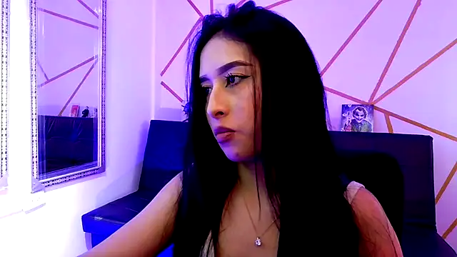 Snapshot of melissa__dolce chatting on 10.23.25 melissa dolce online show from 10.23.25