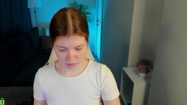 Snapshot of Nika_Jonson chatting on 11.27.25 Nika Jonson online show from 11.27.25