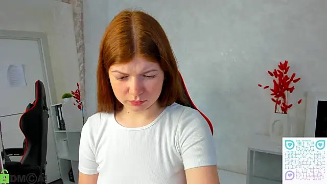 Snapshot of Nika_Jonson chatting on 12.14.25 Nika Jonson online show from 12.14.25