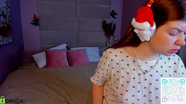 Snapshot of Nika_Jonson chatting on 12.23.25 Nika Jonson online show from 12.23.25