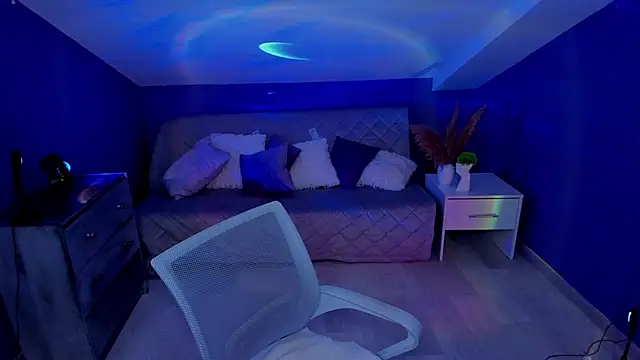 MadamMilly  online show from 11.26.25