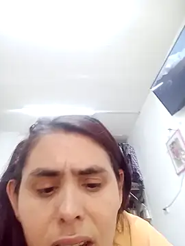 blanca24325 online show from 10.31.25