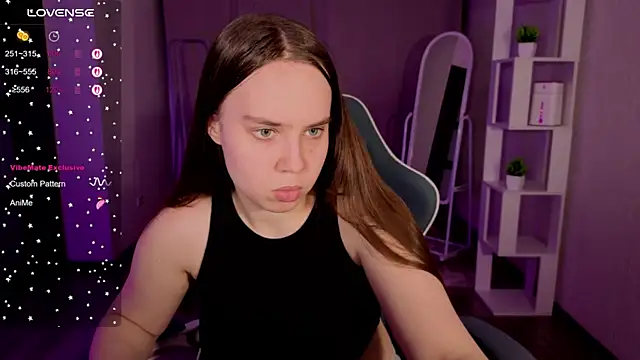 LunaDreeam online show from 11.12.25