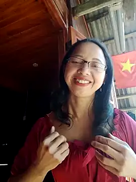 TRIEUTRIEU20 online show from 11.26.25