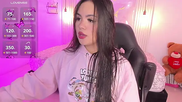 Snapshot of amber_white15 chatting on 03.19.26 amber white15 online show from 03.19.26