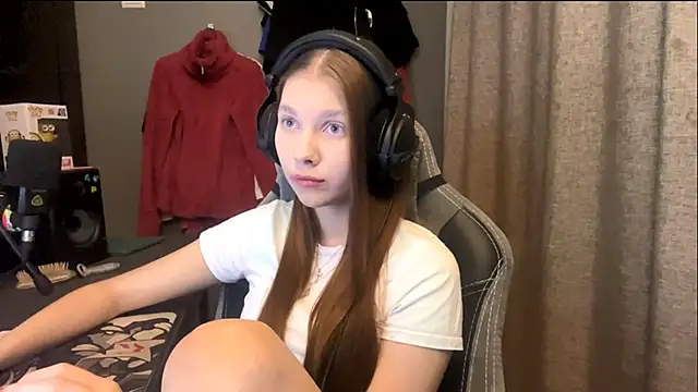 Softixq online show from 11.03.25